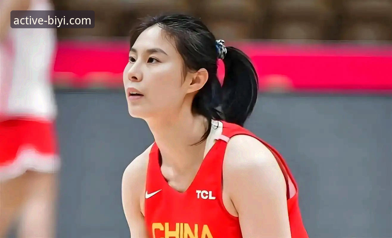 揭秘中国女篮资格赛关键一胜：从“一大四小”变阵到王思雨下半场爆发